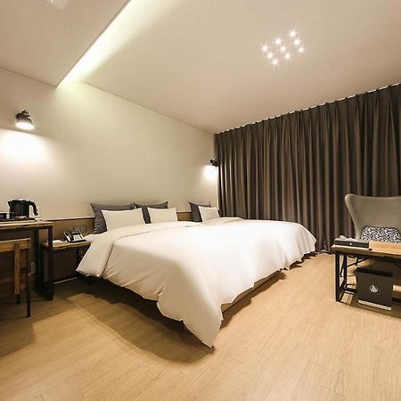 Yeoubi Hotel Ilsan Ni Buitenkant foto