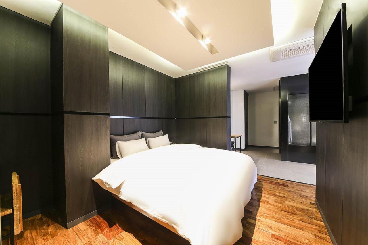 Yeoubi Hotel Ilsan Ni Buitenkant foto