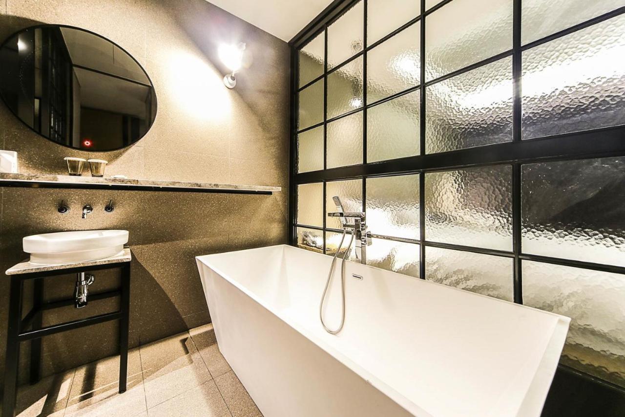 Yeoubi Hotel Ilsan Ni Buitenkant foto