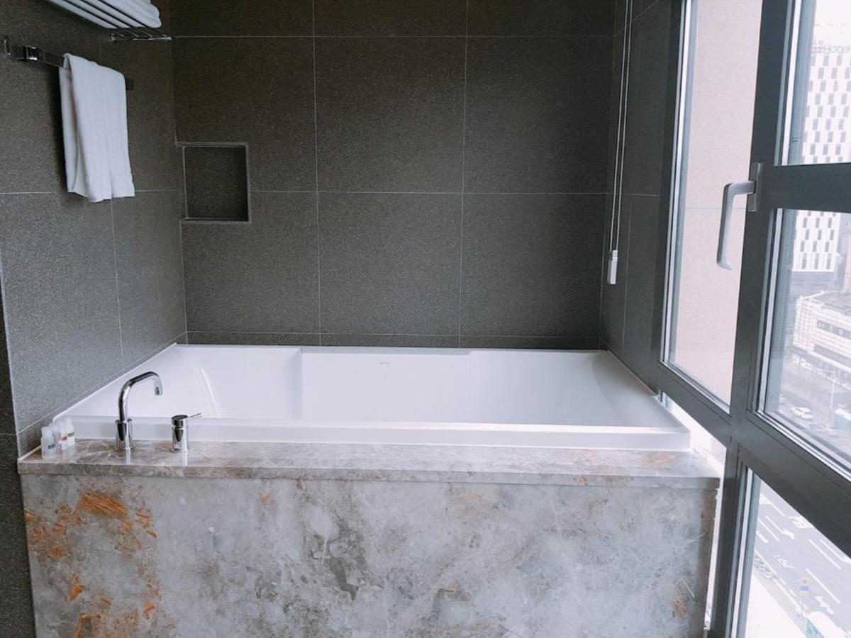 Yeoubi Hotel Ilsan Ni Buitenkant foto
