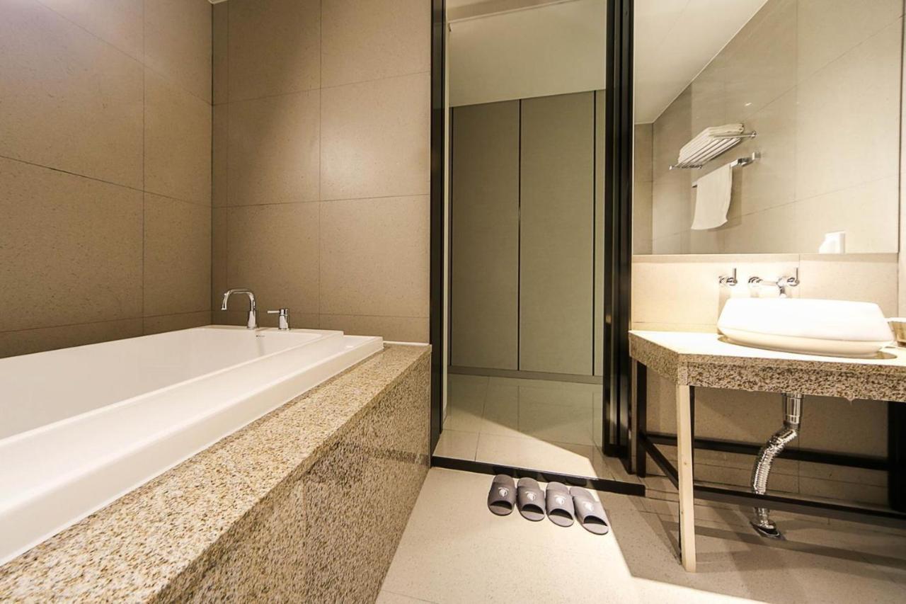 Yeoubi Hotel Ilsan Ni Buitenkant foto