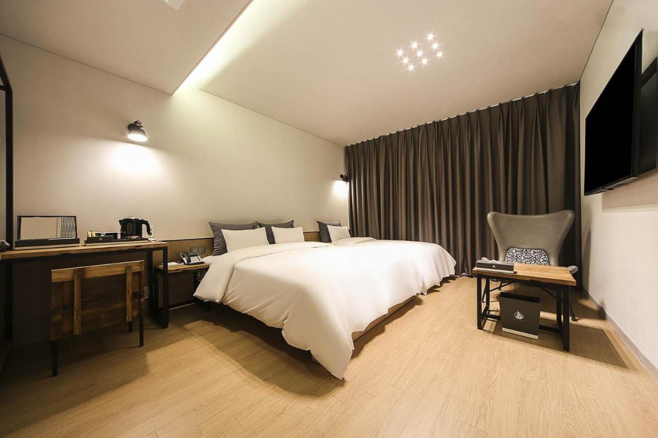 Yeoubi Hotel Ilsan Ni Buitenkant foto