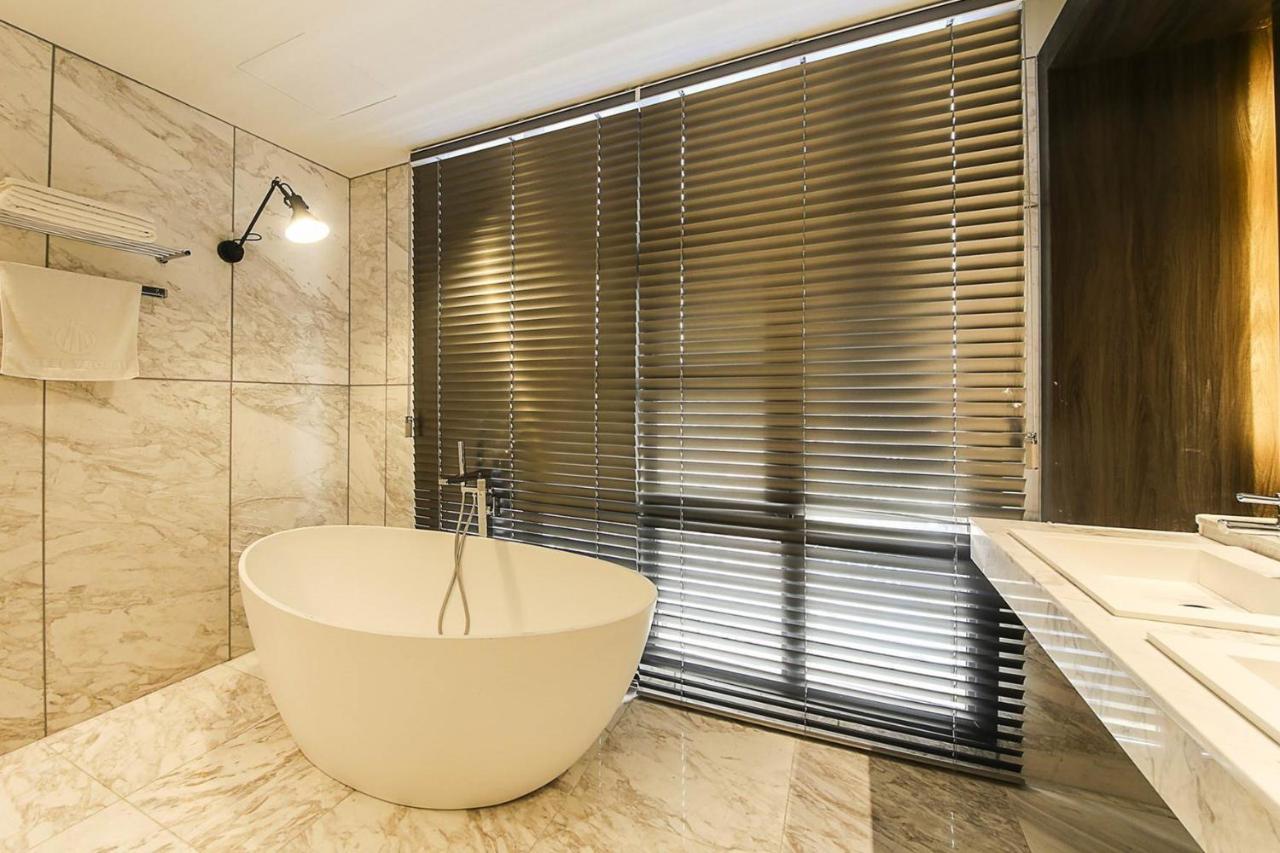 Yeoubi Hotel Ilsan Ni Buitenkant foto